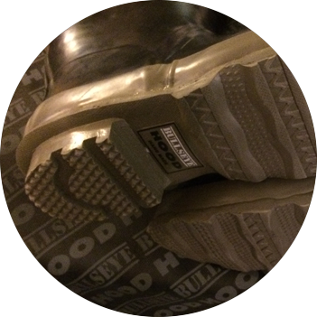 Bullseye Hood Rubber Wellingtons